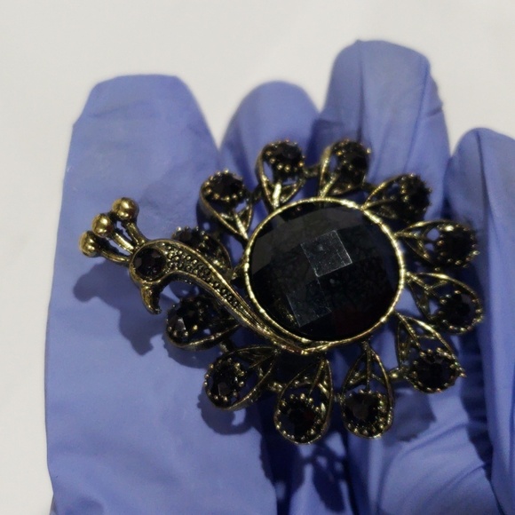 Vintage Peacock Ring – Black Gemstones & Center Stone – Adjustable Women Jewelry - Picture 7 of 9